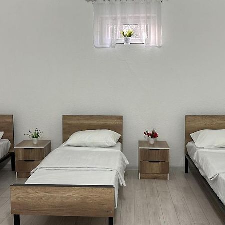 Hostel,Halal Хостел,Халал Tokmok 外观 照片