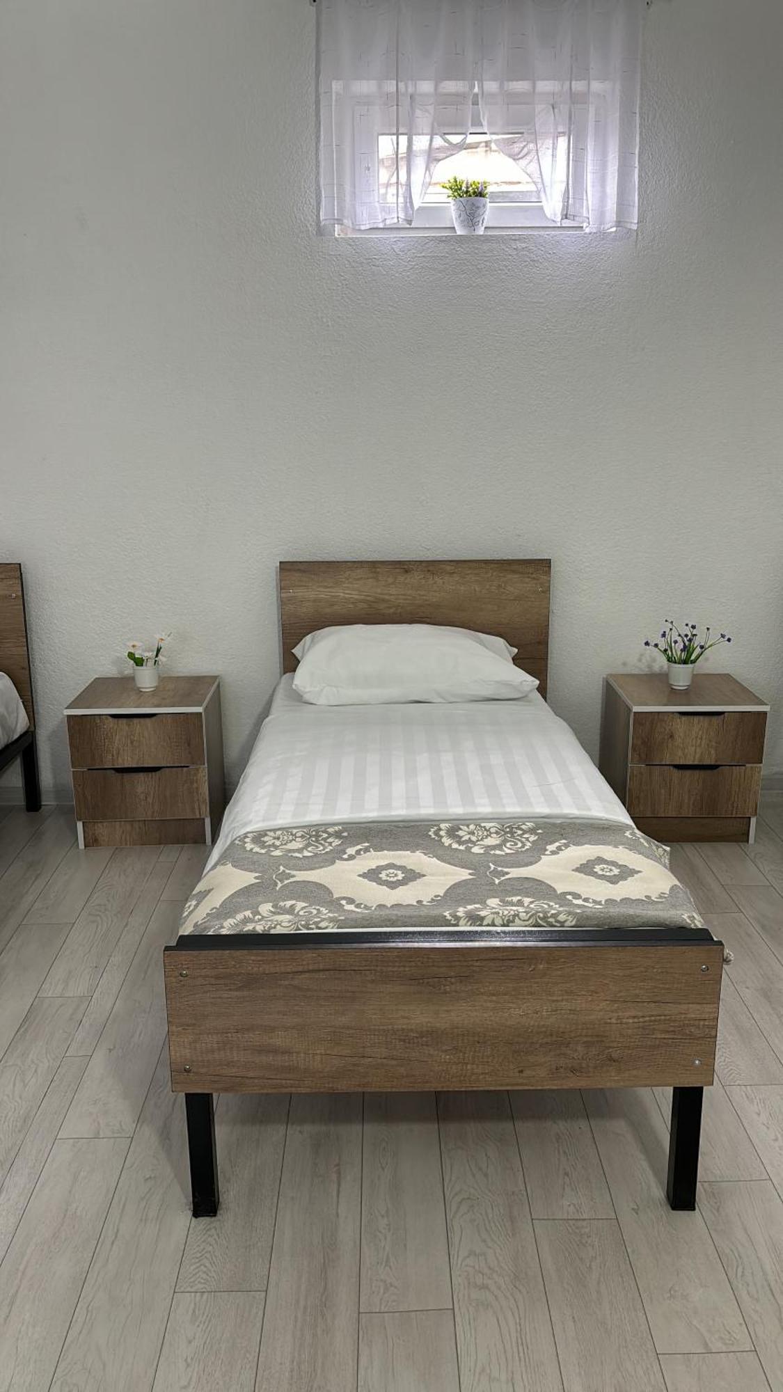 Hostel,Halal Хостел,Халал Tokmok 外观 照片