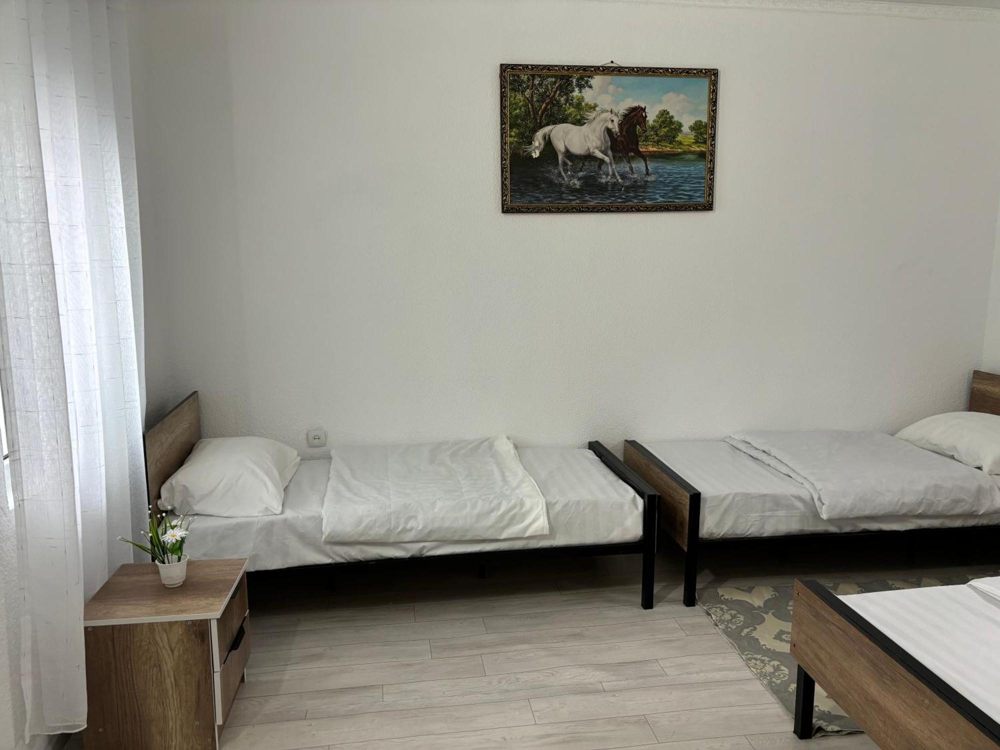 Hostel,Halal Хостел,Халал Tokmok 外观 照片