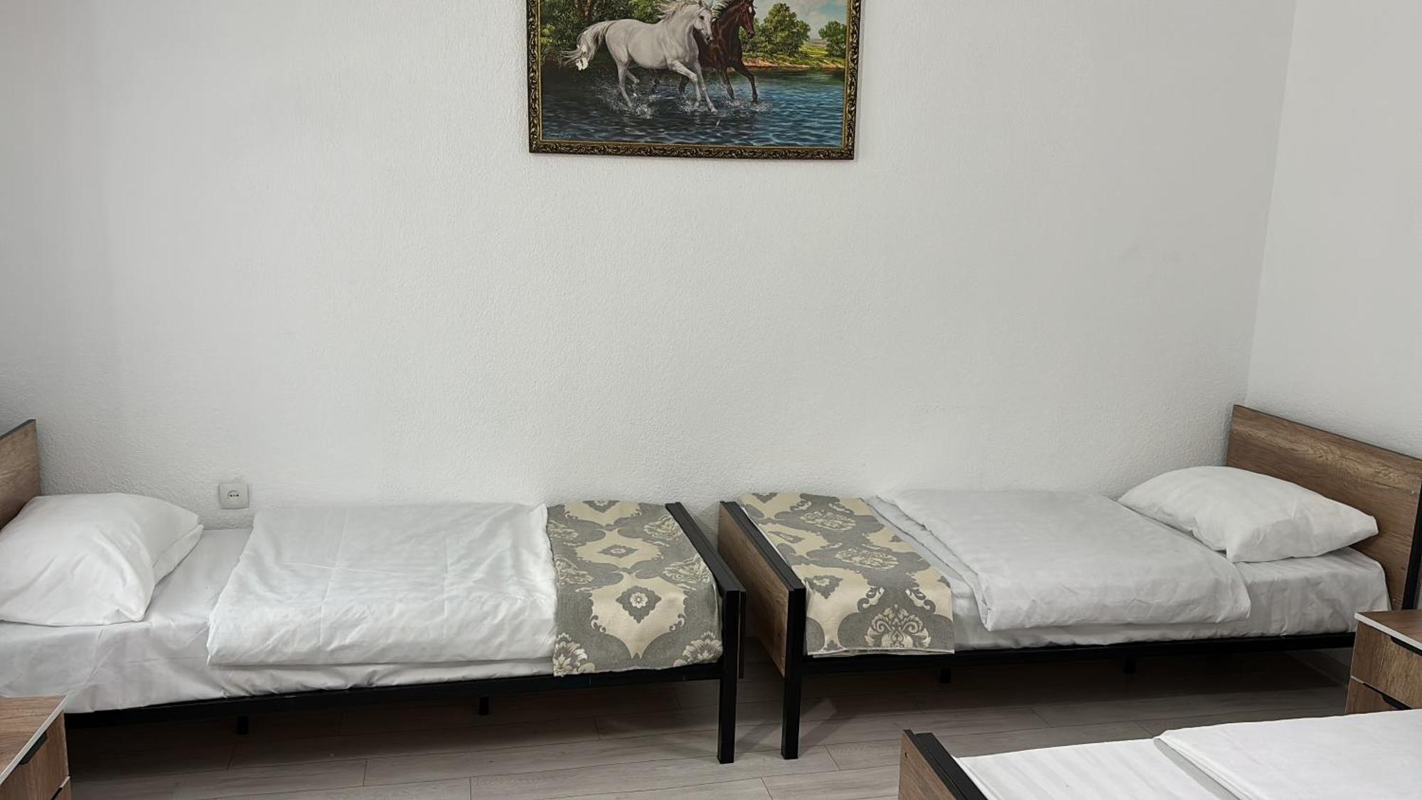 Hostel,Halal Хостел,Халал Tokmok 外观 照片