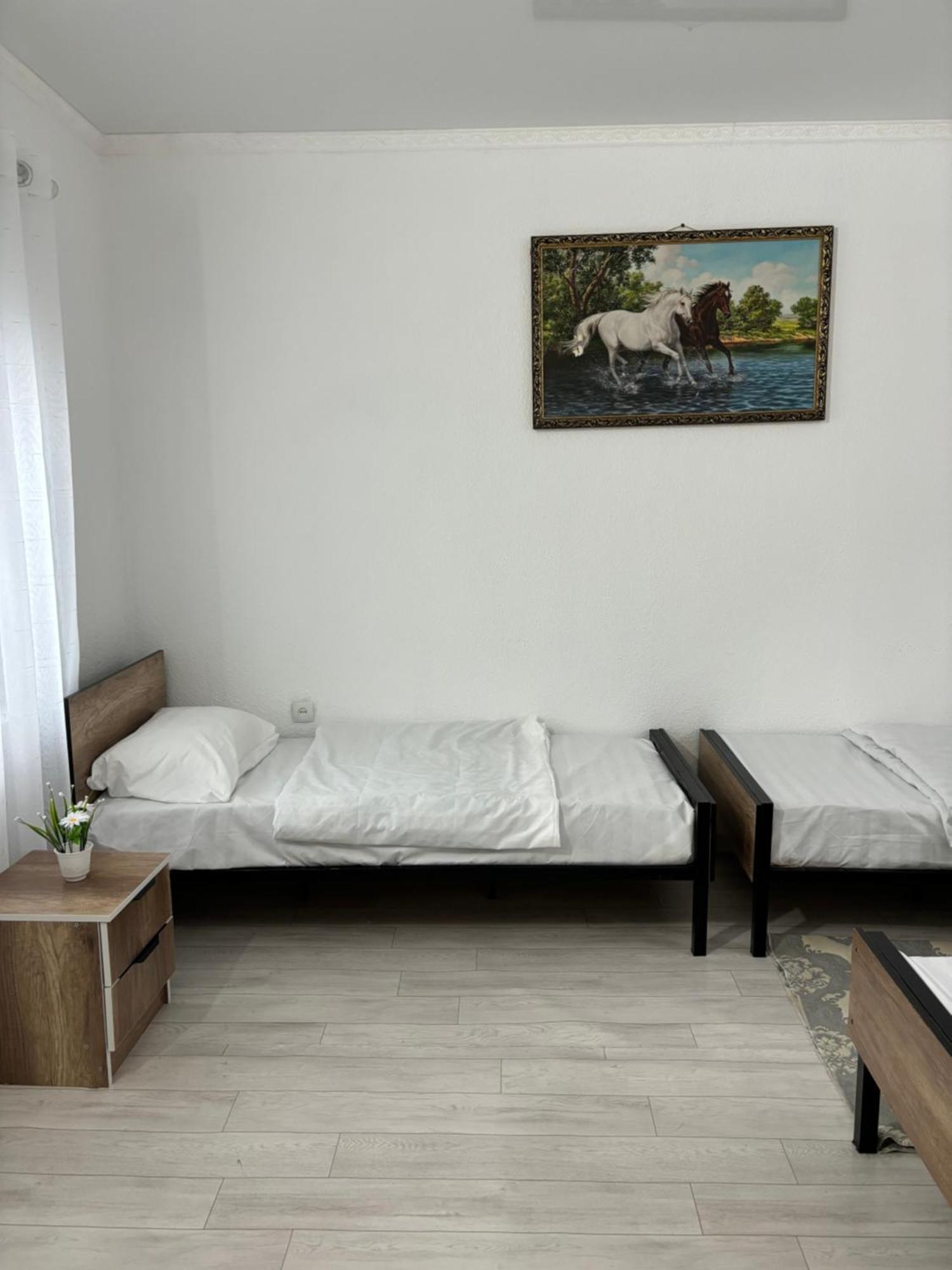 Hostel,Halal Хостел,Халал Tokmok 外观 照片