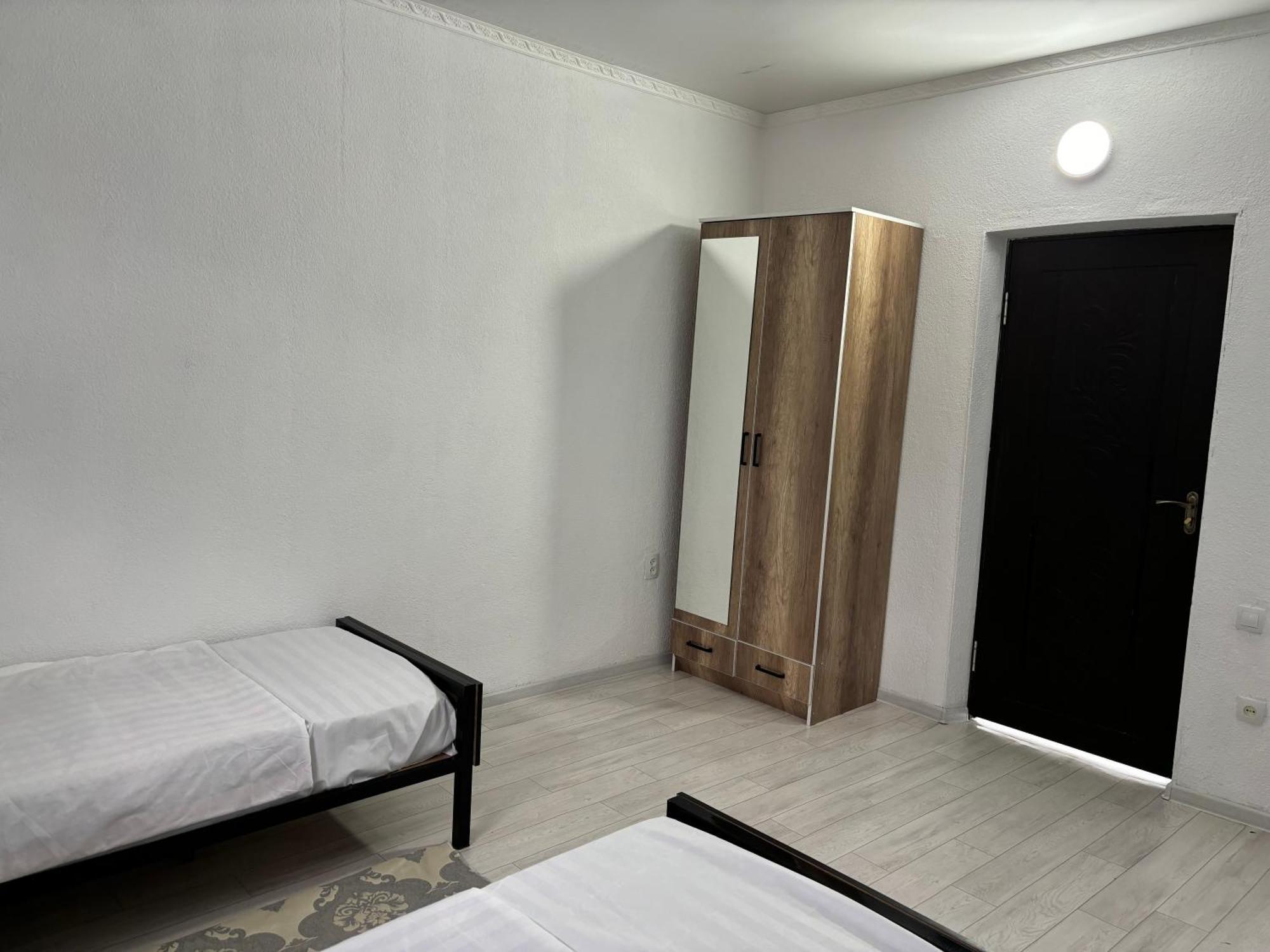 Hostel,Halal Хостел,Халал Tokmok 外观 照片