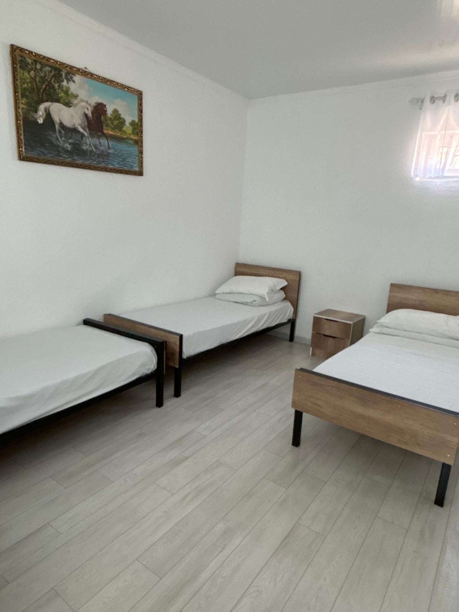 Hostel,Halal Хостел,Халал Tokmok 外观 照片