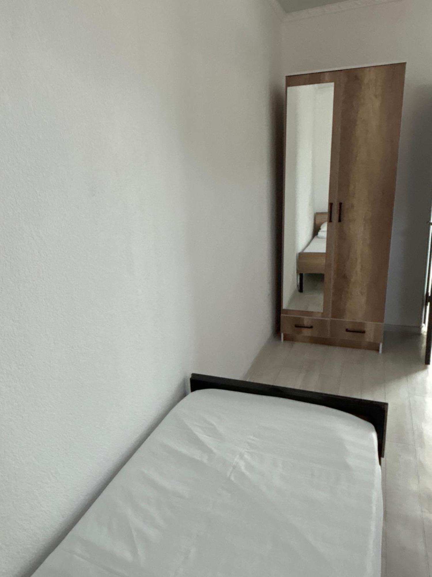 Hostel,Halal Хостел,Халал Tokmok 外观 照片