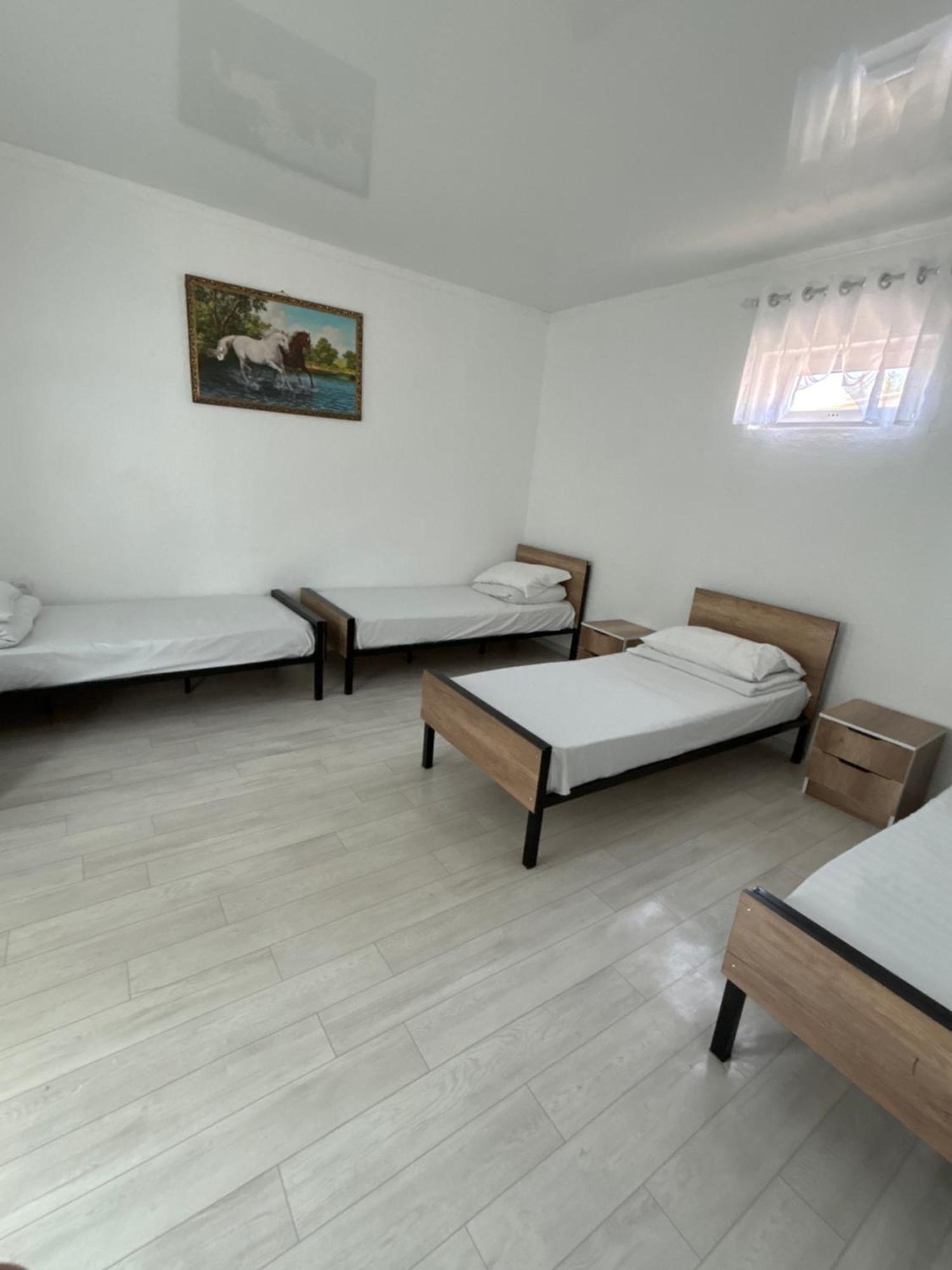 Hostel,Halal Хостел,Халал Tokmok 外观 照片